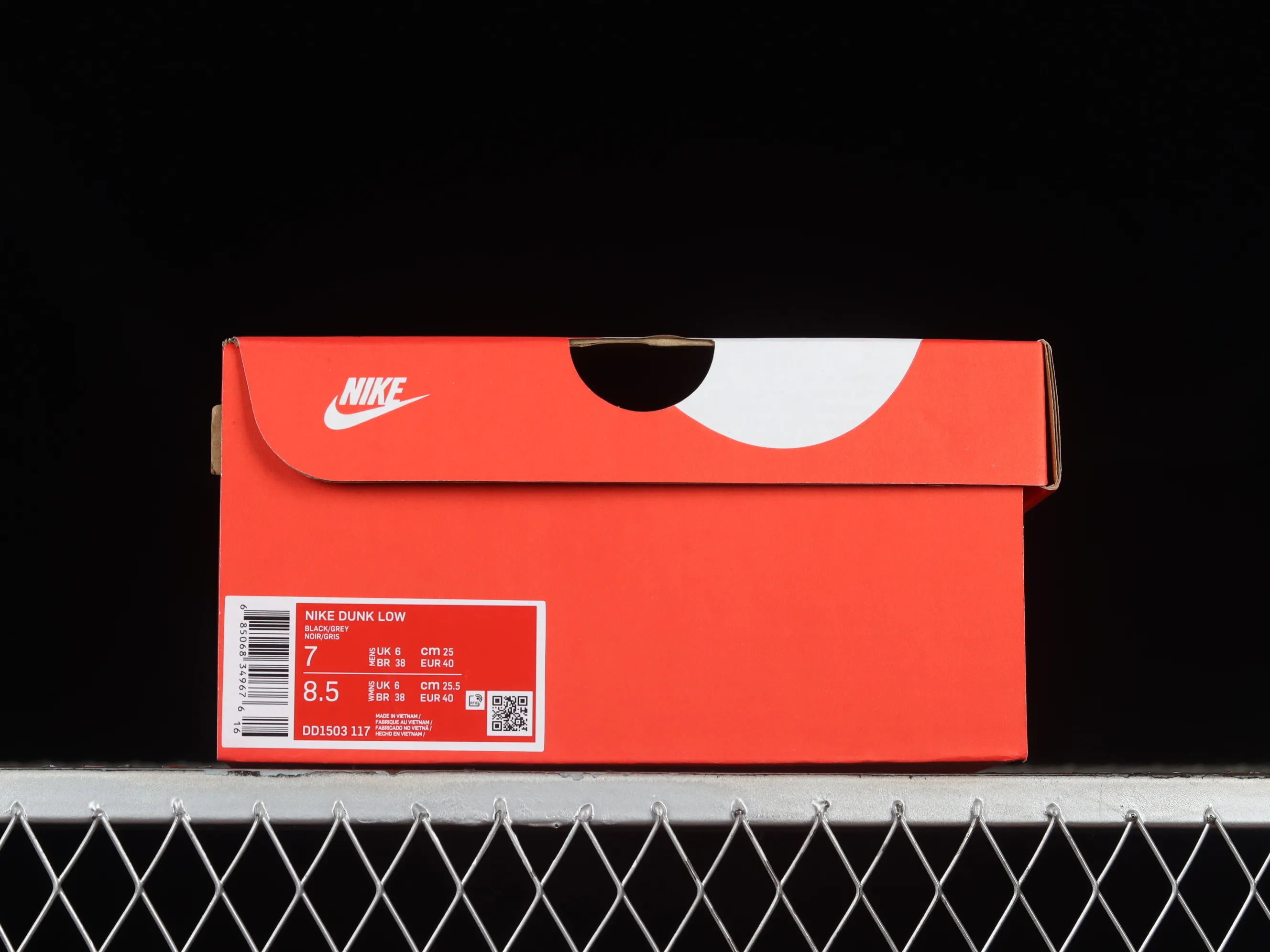 All categories Nk SB Dunk series Nk SB Dunk Low low-top sneakers Nk Dunk Low Valentine's Day limited SB low-top sports and leisure sneakers DD1503-117